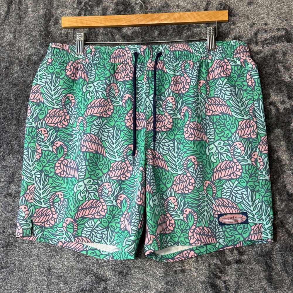 Vineyard Vines Mens Swim Trunks Medium Flamingo Tropical Floral Green Pink